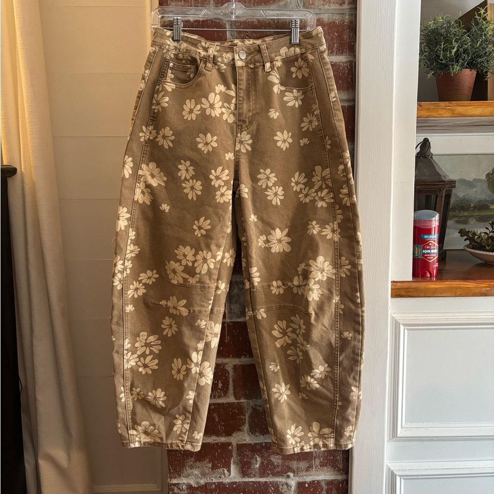 Floral Barrel Jeans